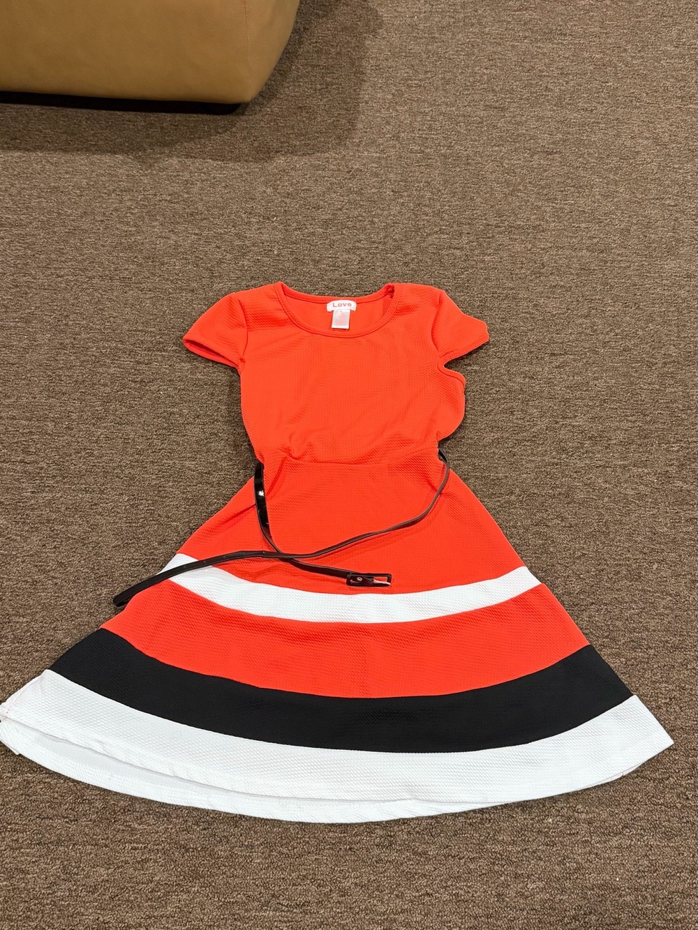 EUC Junior Ladies M Love red white color block Fit-and-Flare Dress Belt